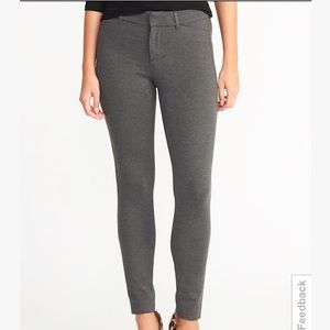 Old Navy Pixie Anke Pants - Heather Grey - Size 6